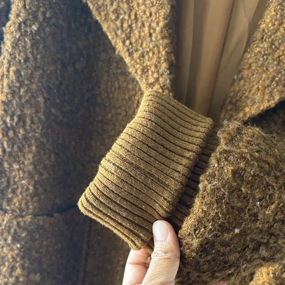 Cozy Chocolate Brown Teddy Coat | Oversized Faux Fur Jacket Size M/L - Picture 16 of 16